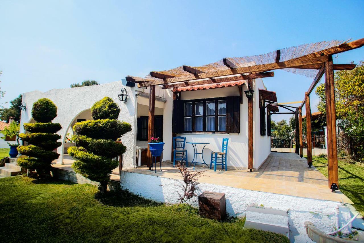 Villa Achilleas Nea Kallikrateia Екстериор снимка