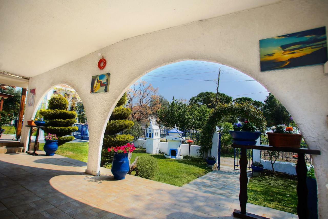 Villa Achilleas Nea Kallikrateia Екстериор снимка